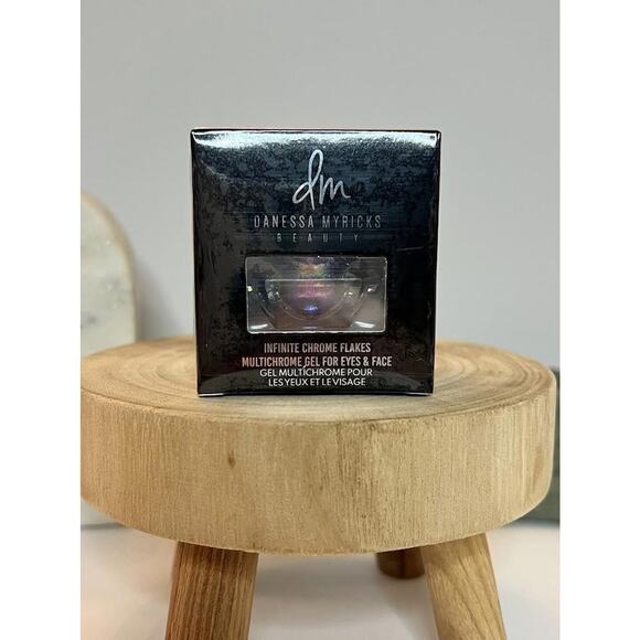 Danessa Myricks Beauty Infinite Chrome Flakes - SHOOTING STAR Discontinued BNIB - Picture 1 of 6